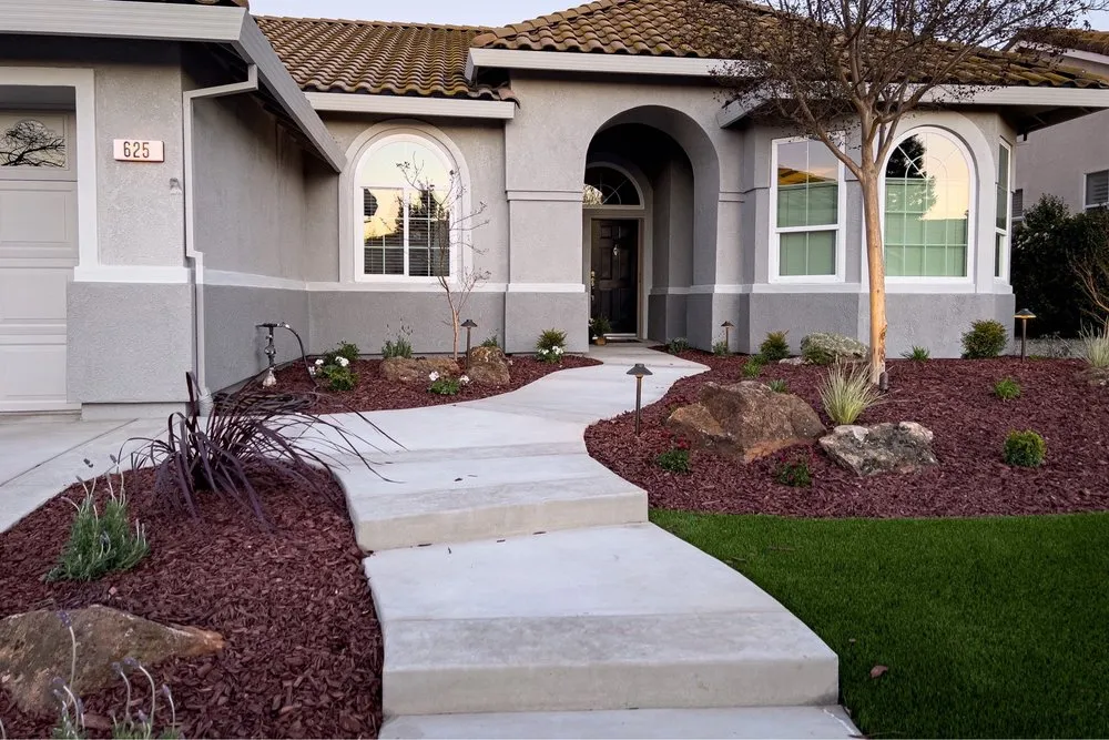 Expert landscaping services with custom design in Loomis, CA by Bella Vista Artificial Grass & Landscaping