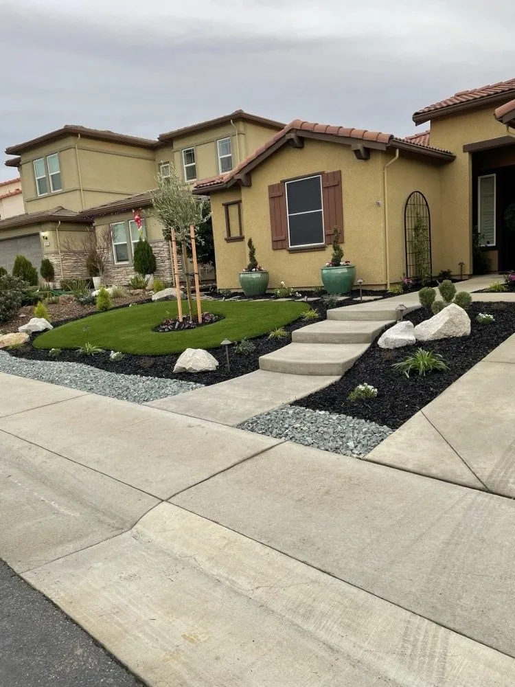 Professional lawn care service in Loomis, CA - Bella Vista Artificial Grass & Landscaping