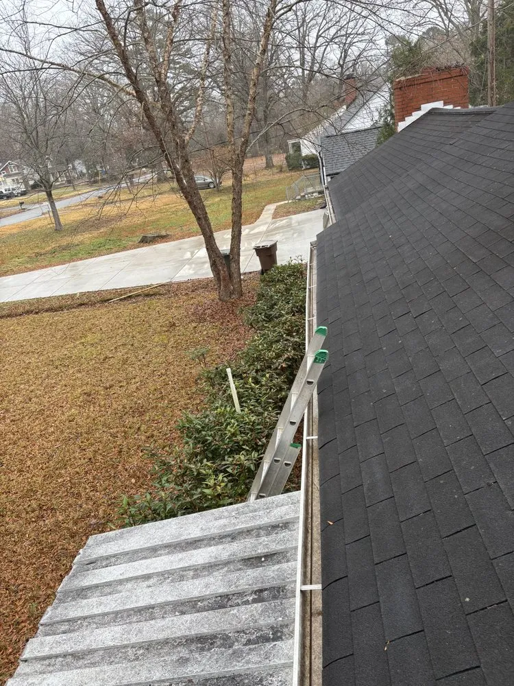 Reliable yard maintenance with custom design across Randleman, NC - Bella Vista Landscape