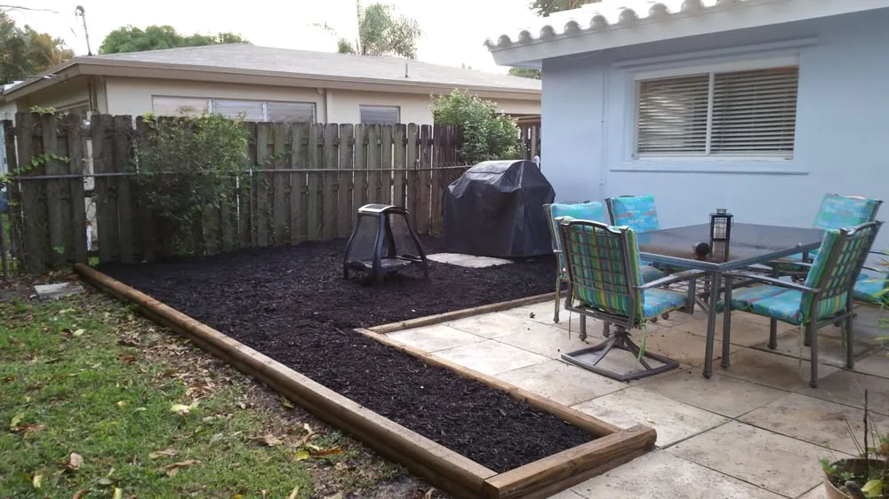 Local garden landscaping in Fort Lauderdale, FL - Bellaivy Lawn Service