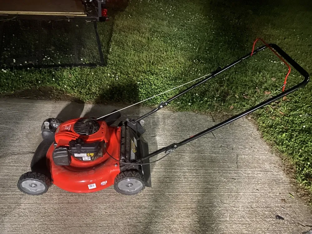 Professional yard maintenance experts serving Pinson, AL - Bellamy’s Lawn Care