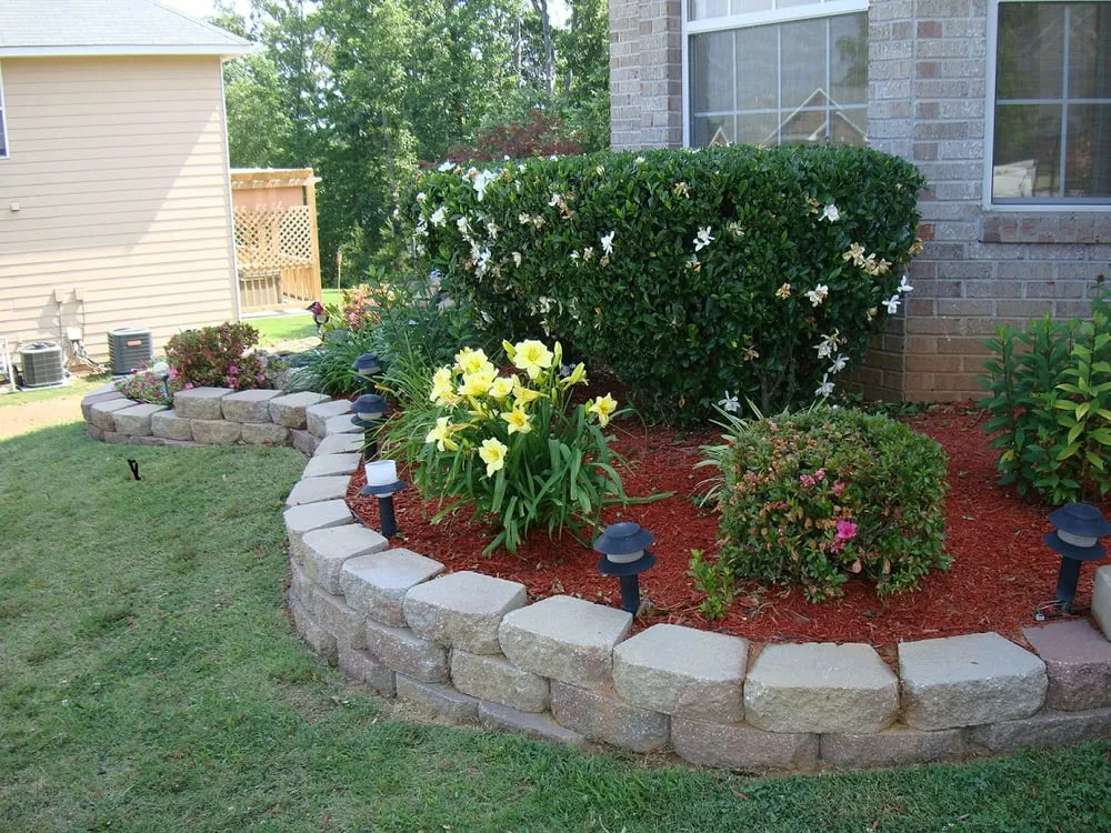 Trusted yard maintenance near you in Lithonia, GA by Bellanton Landscaping