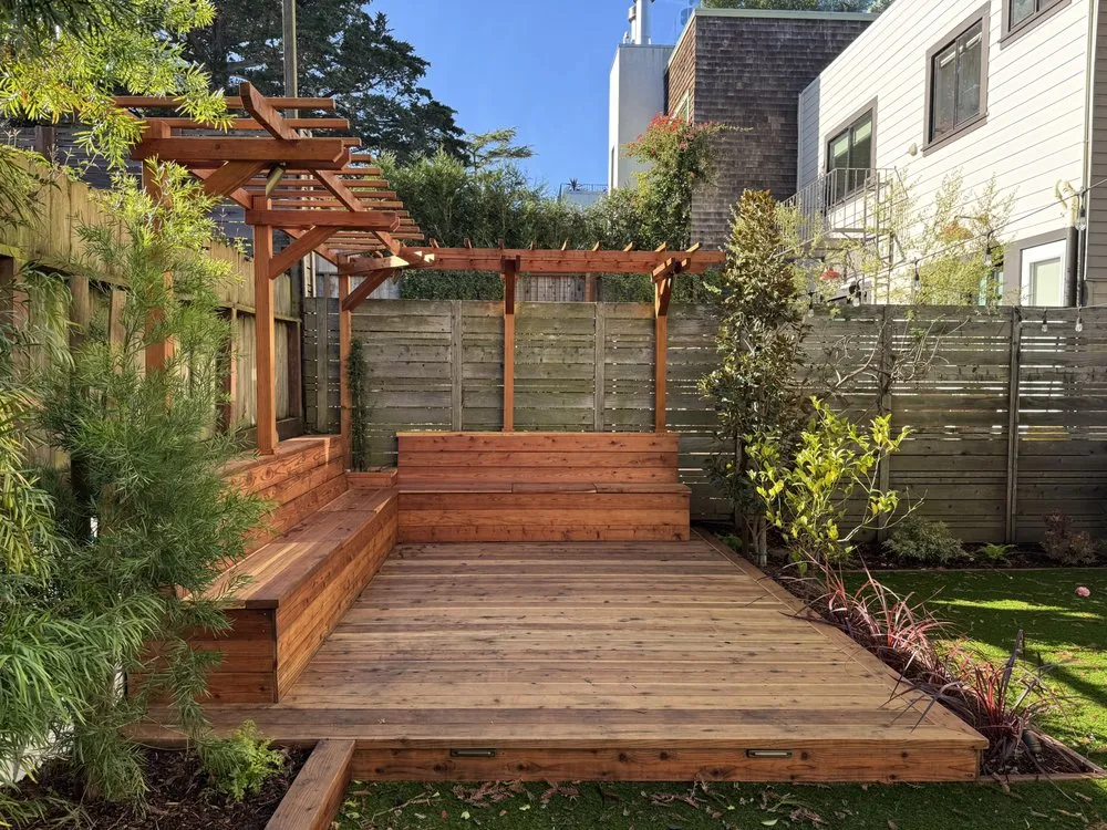 Professional yard cleanup service with custom design in San Francisco, CA by Bellas Landscapes