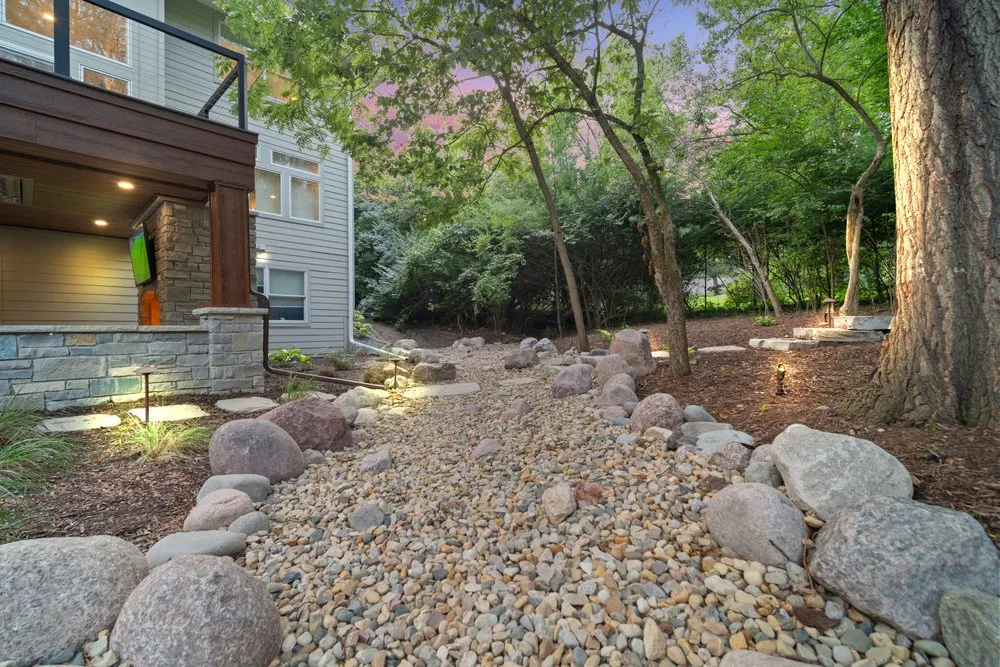 Trusted yard maintenance with custom design across Bloomington, IL - Bellas Landscaping