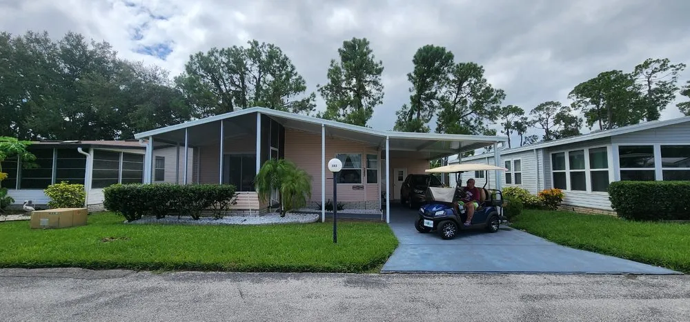 Trusted yard maintenance experts serving Orlando, FL - Bella’s Vision Services