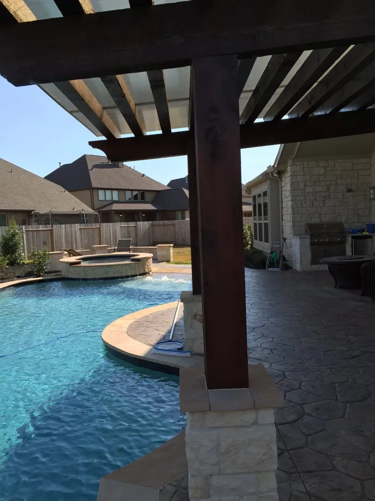 Local lawn mowing service experts serving The Woodlands, TX - Bello Domani Outdoor Design