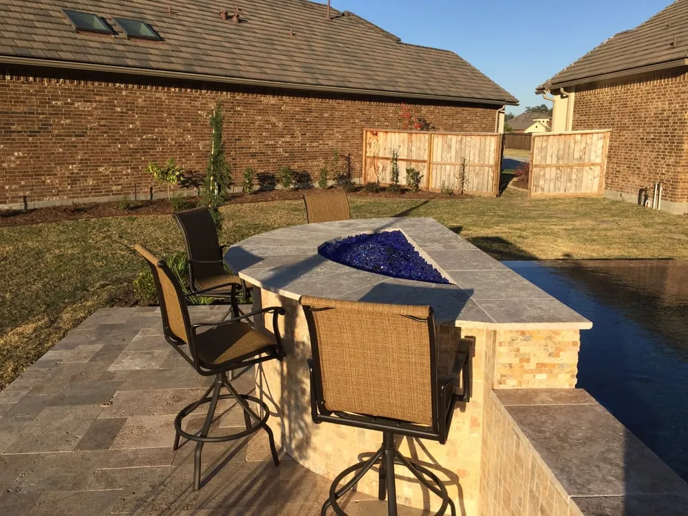 Professional lawn mowing service in The Woodlands, TX by Bello Domani Outdoor Design