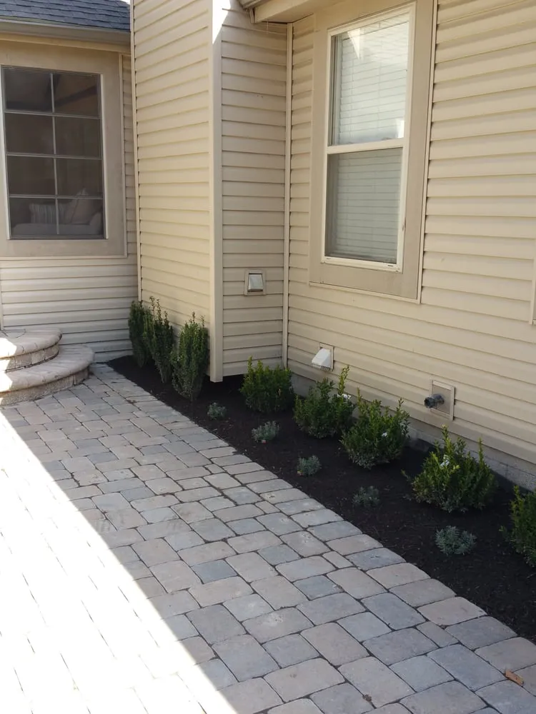 Trusted lawn care service for residential properties across Columbus, OH - Bello Giardino