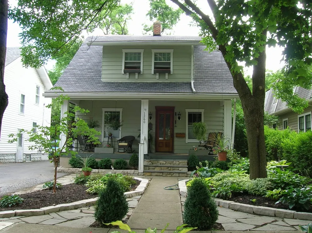 Professional lawn mowing service for beautiful yards across Columbus, OH - Bello Giardino