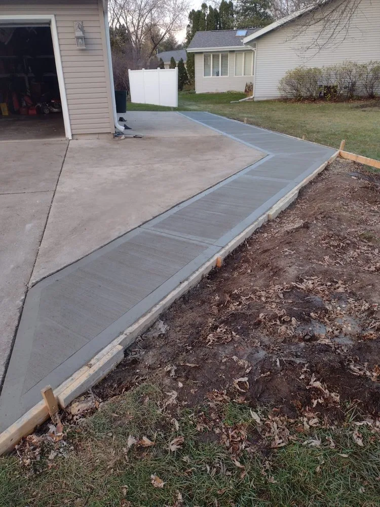 Reliable residential landscaping in Janesville, WI by Bello Property Services