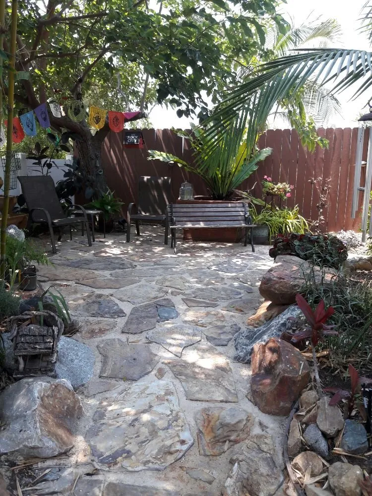 Custom lawn mowing service in Vista, CA by Bello's Landscaping