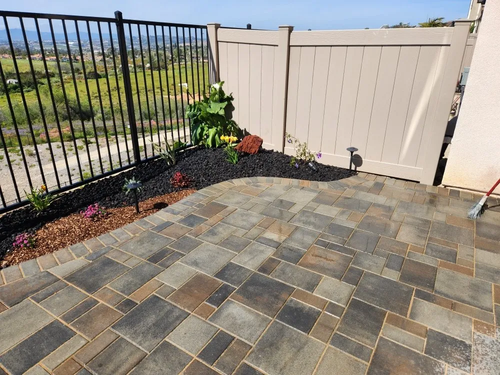 Top-rated yard maintenance experts serving Vista, CA - Bello's Landscaping