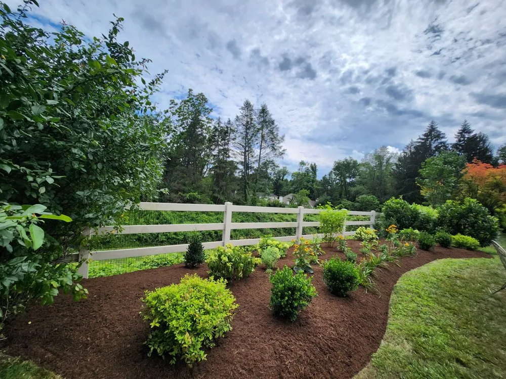 Top-rated outdoor landscaping in Upper Darby Township, PA - Bellosa Landscaping Full Seasons