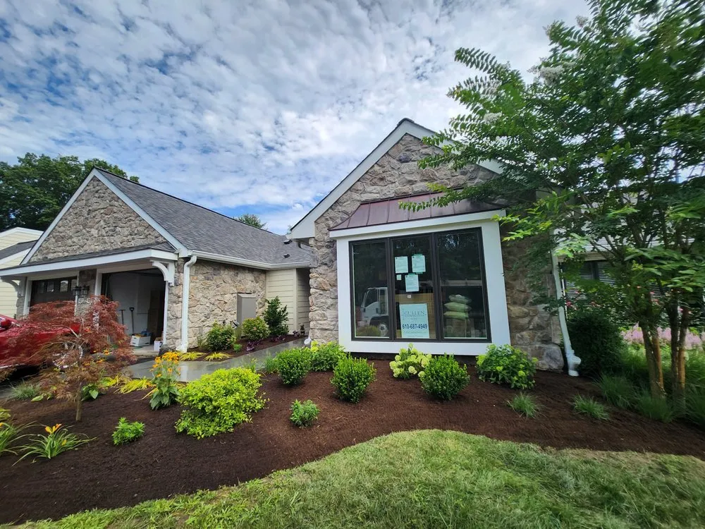 Top-rated yard cleanup service in Upper Darby Township, PA - Bellosa Landscaping Full Seasons