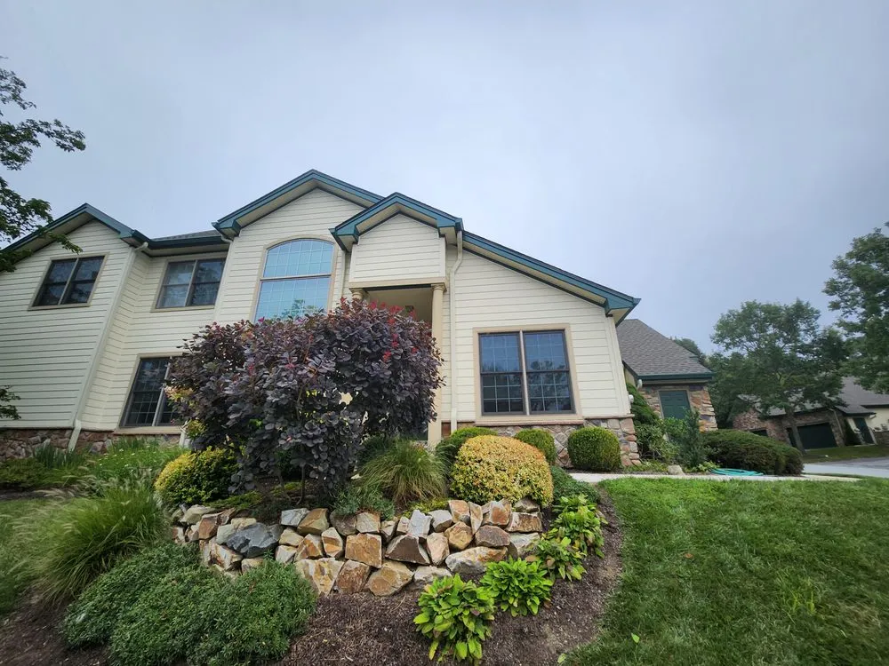 Custom yard cleanup service for year-round maintenance in Upper Darby Township, PA by Bellosa Landscaping Full Seasons