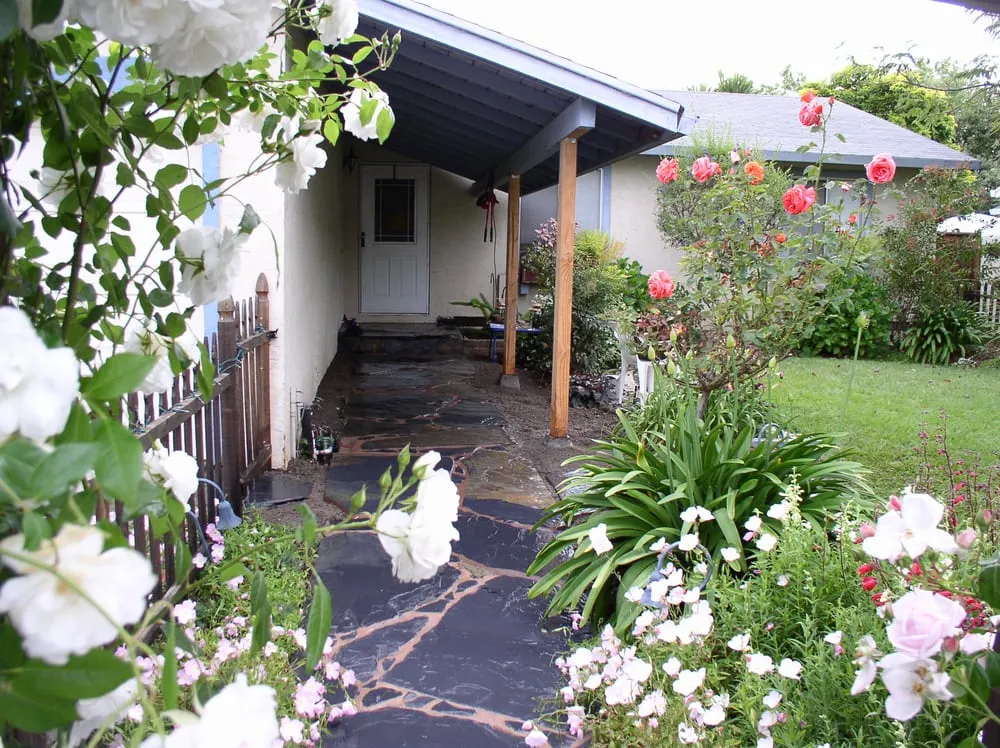 Expert lawn mowing service for homes across S San Francisco, CA - Bells and Biddle Landscaping