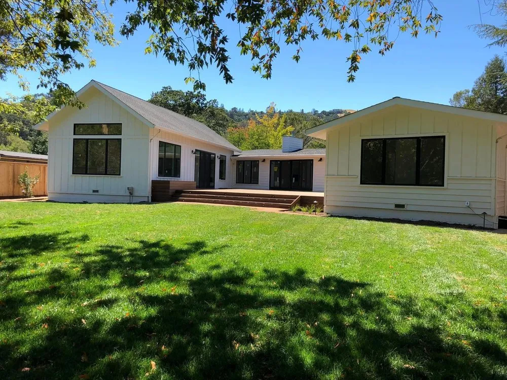 Reliable lawn care service in San Rafael, CA by Belmon Landcape