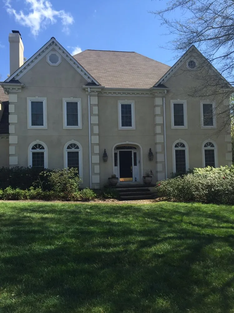 Professional lawn care service experts serving Belmont, NC - Belmont Tree and Landscaping