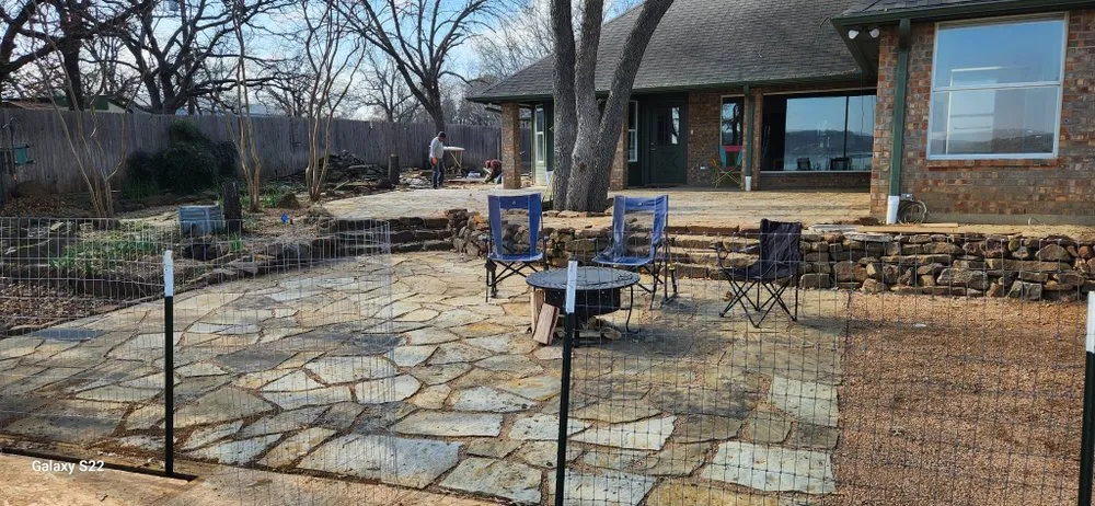 Expert yard cleanup service experts serving Lewisville, TX - Beltran & Plus