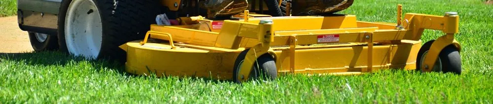 Custom yard maintenance for beautiful yards in Memphis, TN by Beltrans Professional Lawn Care