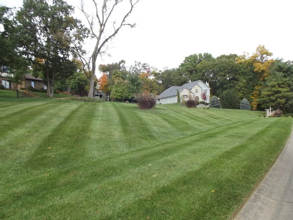 Expert lawn care service in Hamilton Ohio, OH - Ben Oaks Landscaping