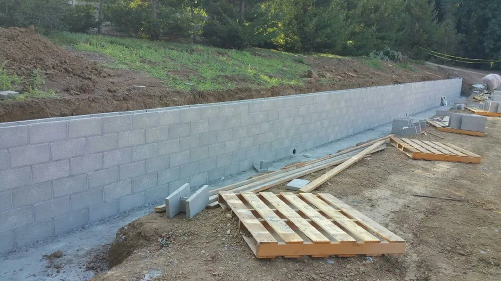 Reliable garden landscaping for beautiful yards across Redwood City, CA - Ben Ruiz Tree & Landscaping Contractor