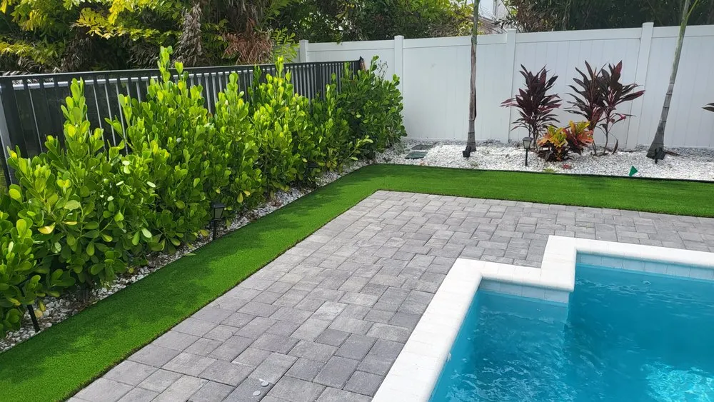 Professional lawn care service in Pembroke Pines, FL - Ben Turf Landscaping