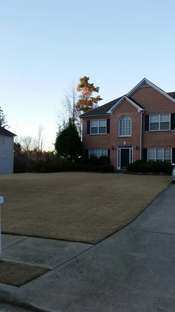Local yard maintenance in Kennesaw, GA by Bence Lawn Care