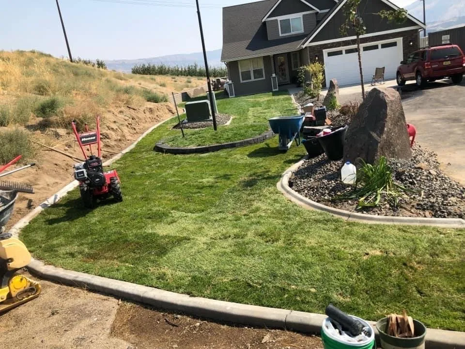 Reliable lawn care service in Wenatchee, WA by Benche’s Landscaping