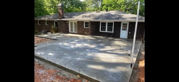 Benchmark Builders Logo