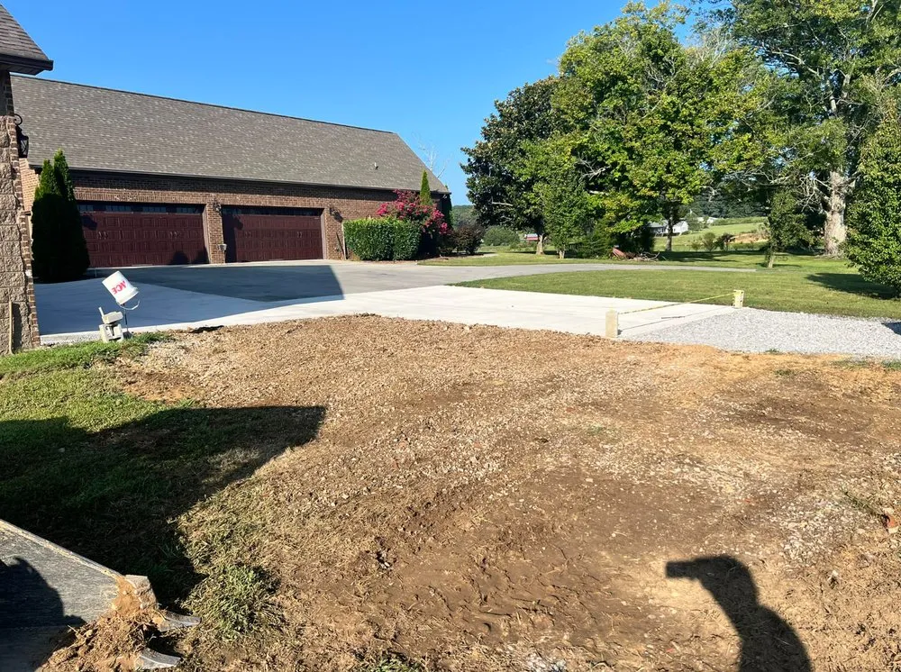 Professional lawn mowing service experts serving Cleveland, TN - Bender Outdoor Services