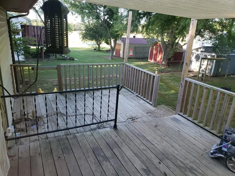 Local yard cleanup service in El Dorado Springs, MO by Benders Lawn and Maintenance