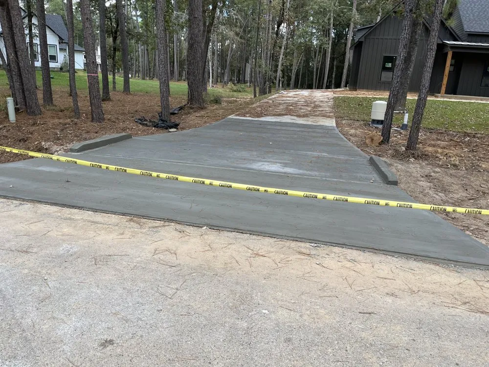 Reliable landscaping services experts serving Houston, TX - Benelli Complete Home Improvement