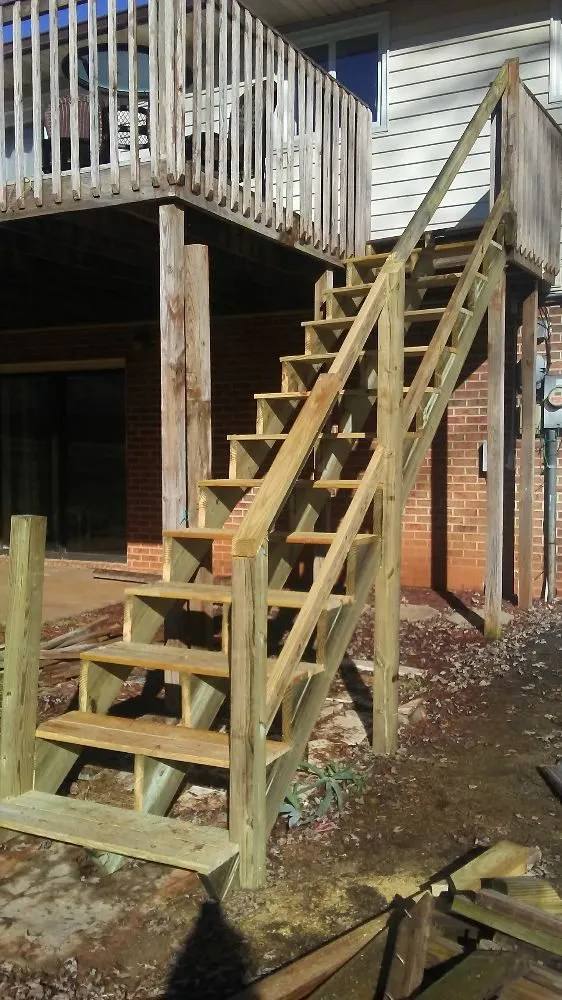 Top-rated landscaping services experts serving Kingsport, TN - Benfield Lawn Care