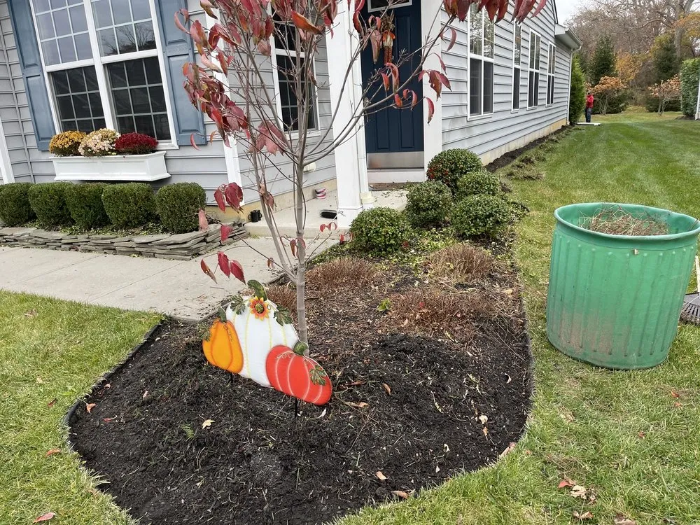 Expert lawn mowing service in Howell, NJ - Benites Landscaping