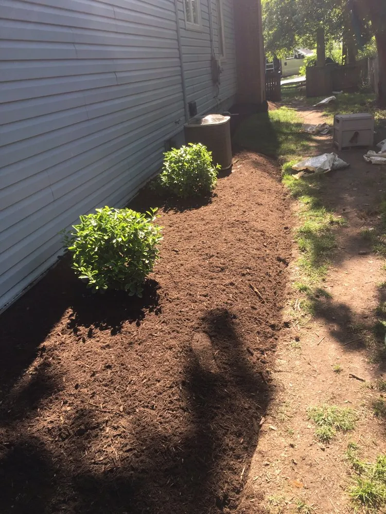 Affordable yard maintenance for year-round maintenance in Columbus, OH by Benitez Home Improvement