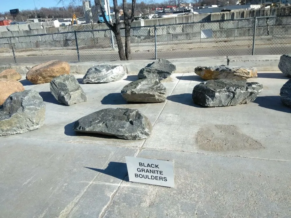 Local lawn care service near you in Omaha, NE by Benitez Landscaping & Lawns