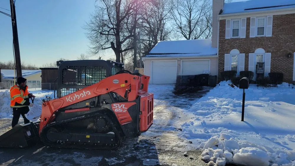 Reliable lawn care service experts serving Arlington, VA - Benitez Landscaping Pro Services