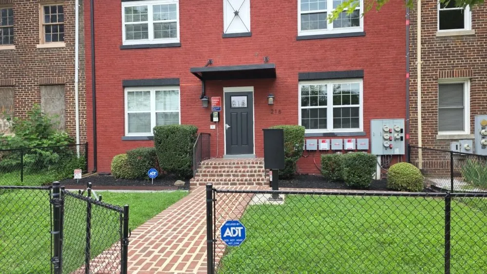 Top-rated landscape design for homes across Arlington, VA - Benitez Landscaping Pro Services