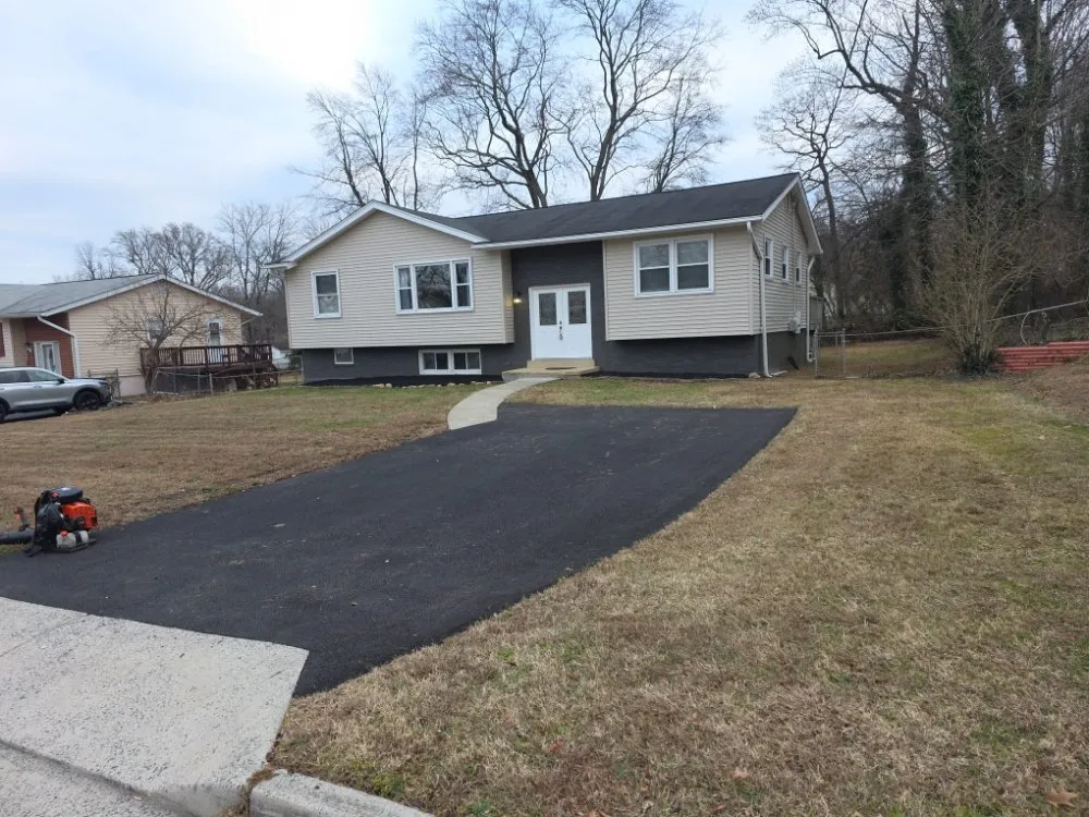 Reliable lawn mowing service in Arlington, VA by Benitez Landscaping Pro Services