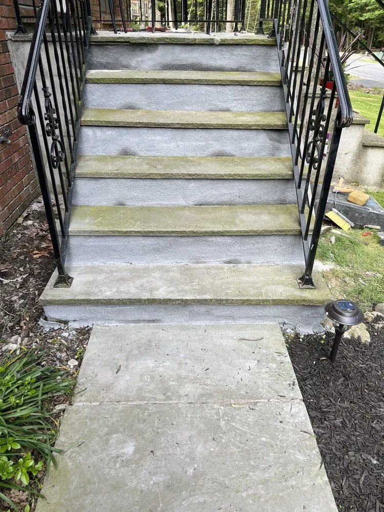 Affordable yard cleanup service in Middletown, NY - Benitez rock walls design and Landscaping