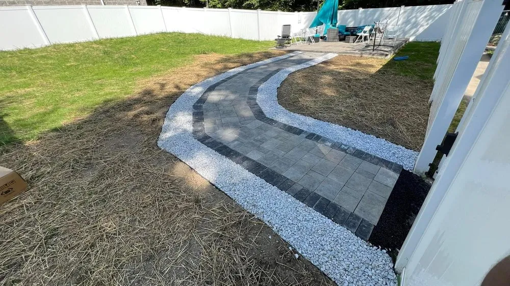 Professional lawn mowing service experts serving Middletown, NY - Benitez rock walls design and Landscaping