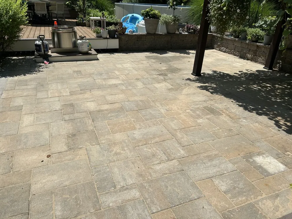 Top-rated lawn mowing service for homes in Middletown, NY by Benitez rock walls design and Landscaping