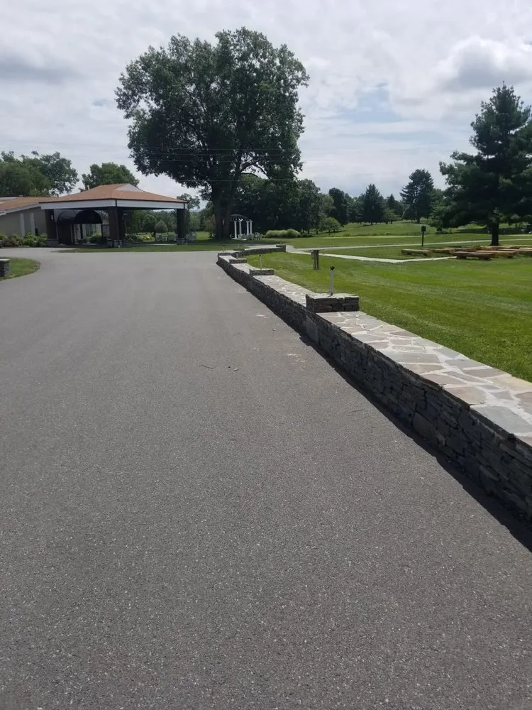Affordable yard maintenance in Middletown, NY - Benitez rock walls design and Landscaping