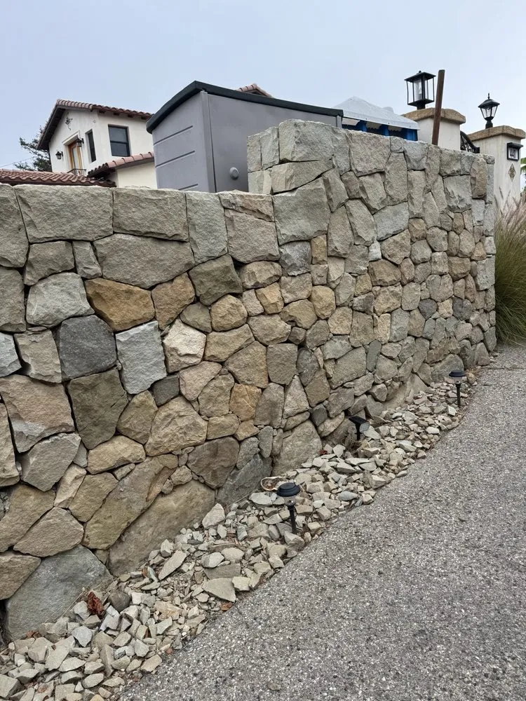 Top-rated lawn mowing service for homes in Santa Bárbara, CA by Benito's Landscape