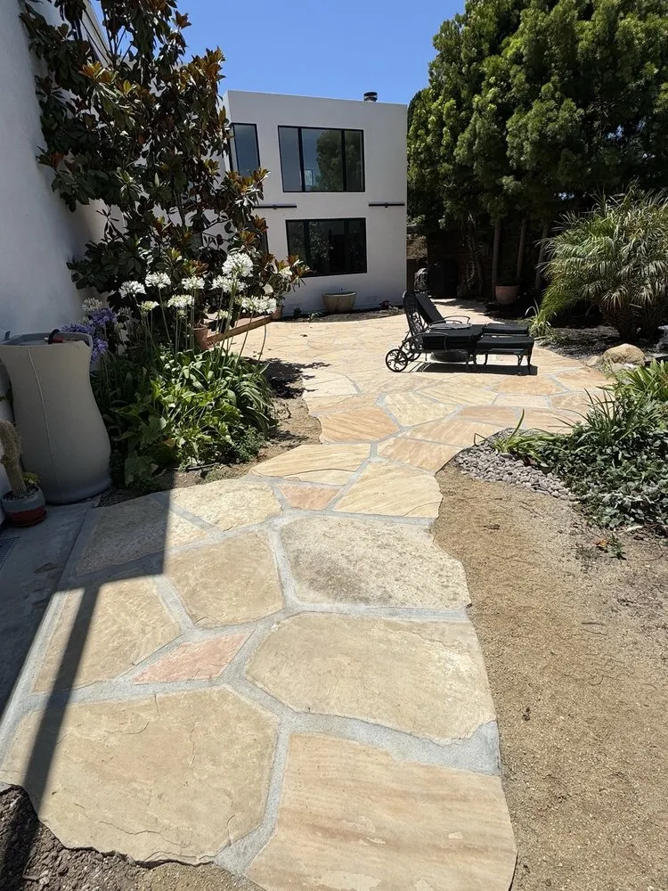 Trusted residential landscaping experts serving Santa Bárbara, CA - Benito's Landscape
