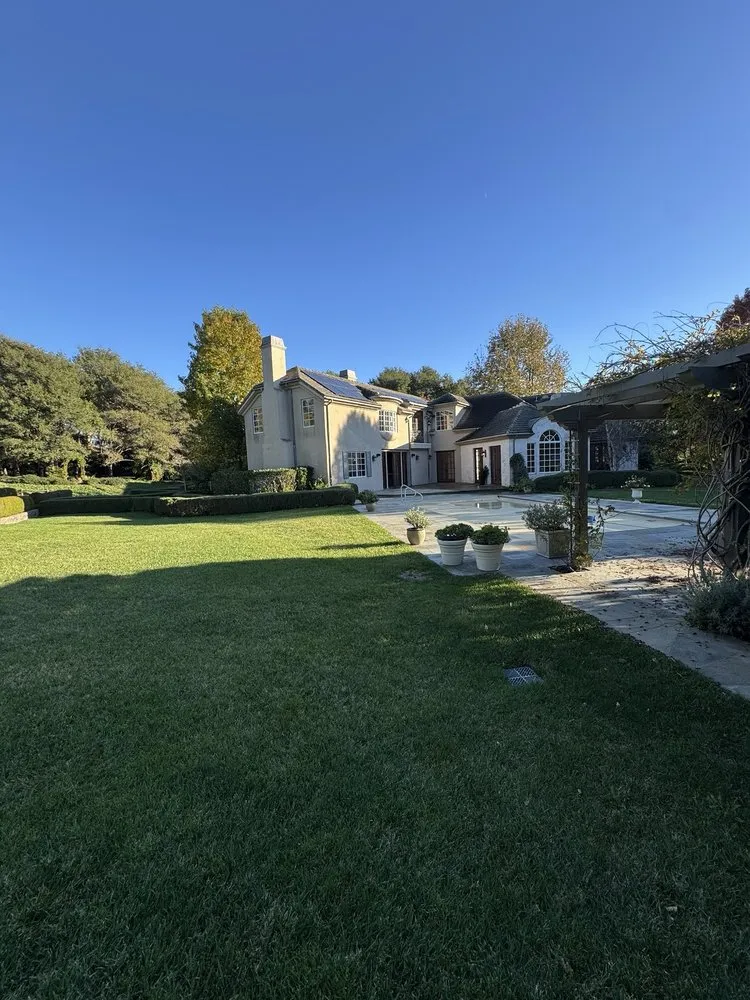 Professional residential landscaping for residential properties across Santa Bárbara, CA - Benito's Landscape