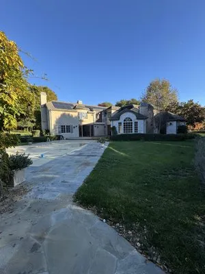 Benito's Landscape Logo