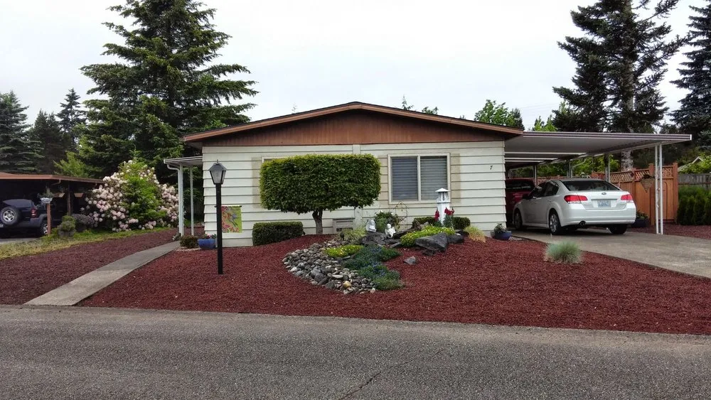 Trusted lawn mowing service in Matlock, WA by Benjamin Landscaping & Constuction