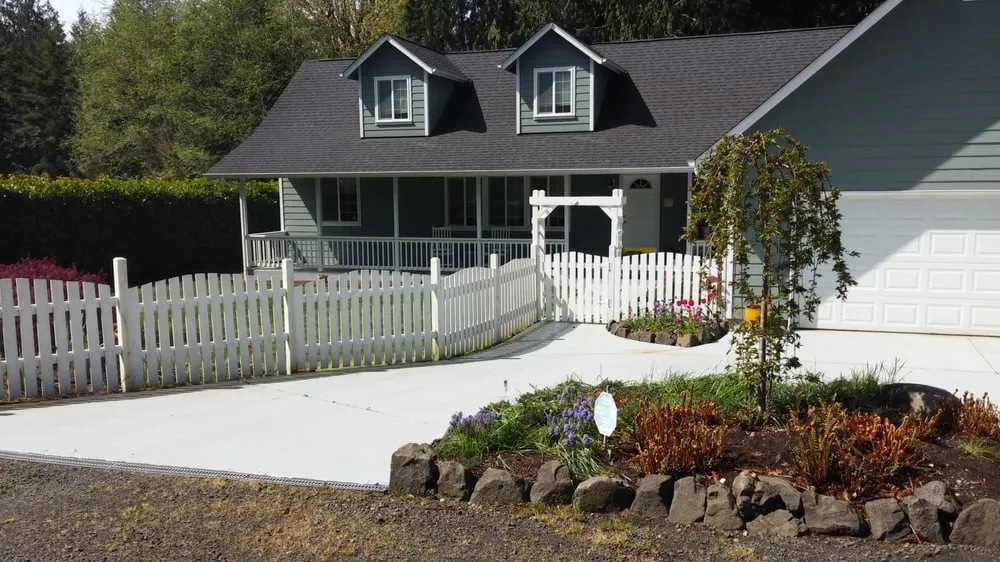 Affordable lawn mowing service experts serving Olympia, WA - Benjamin Landscaping
